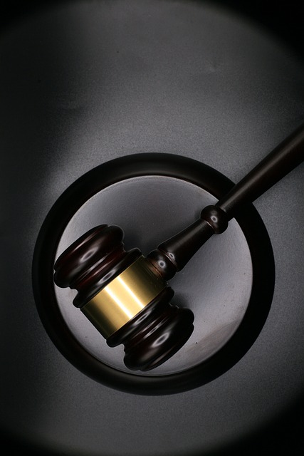 lawyer-attorney-law-judge-640x480-35026396.jpeg